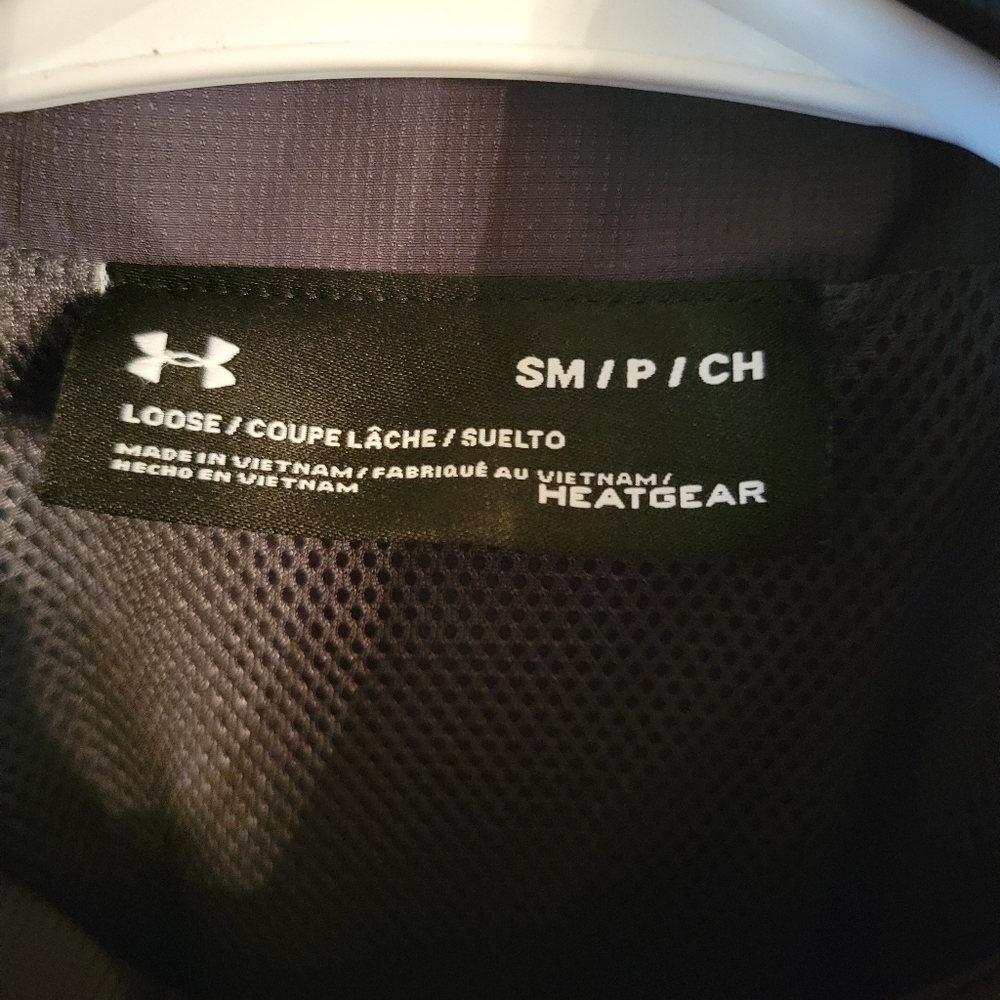 NWOT Under Armour Zip Jacket HeatGear - Picture 6 of 9
